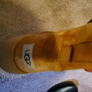 UGG pull on fur lined short boots